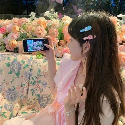 绿草如阴